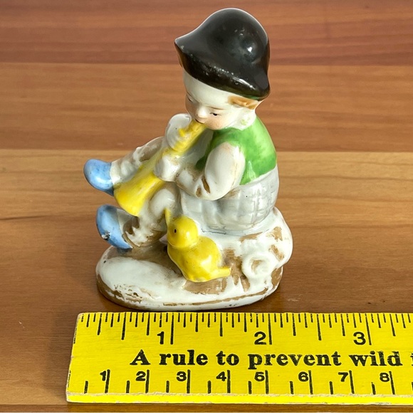 Vintage Figurine Made in Japan Little Boy Blowing Horn With Duckling - Picture 8 of 10